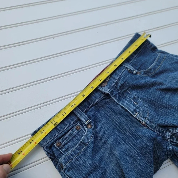 Mossimo Lauren Horowitz Junior's 3 Short Medium Wash Blue Denim Jeans 28x23 - Picture 4 of 9